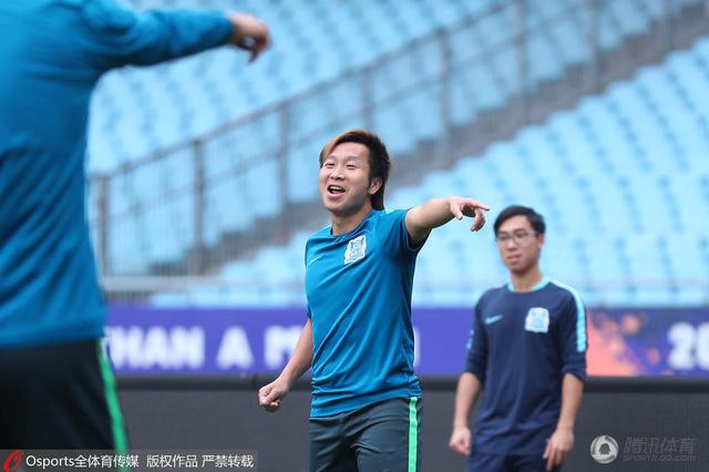 国米、米兰和莱比锡都是这名球员的潜在买家，他们之前已经探讨过交易的条件。